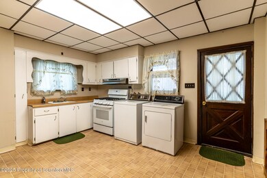 1326 E Mountain Rd, Scranton, PA 18505 - photo 6