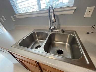 5579 S Versailles St, Aurora, CO 80015 - photo 6