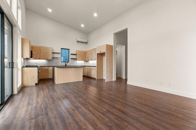 Bonnie Kitchen 1