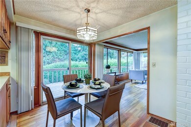 8710 Maplewood Ln, Edmonds, WA 98026 - photo 5