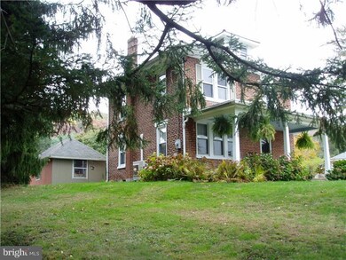 25 Machamer Rd, Douglassville, PA 19518 - photo 5