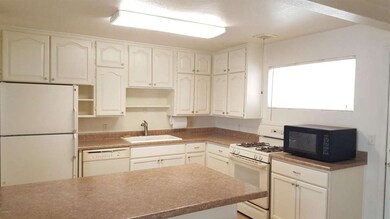 KItchen -34th Drive