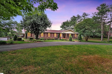 268 Margate Cir, Chesnee, SC 29323 - photo 2