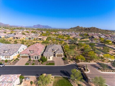 02-2Aerial front of home
