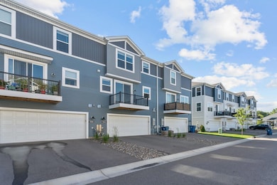 7614 Connie Ln, Inver Grove Heights, MN 55076 - photo 4