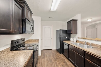 10535 Logger Pine Trail, Houston, TX 77088 - photo 4