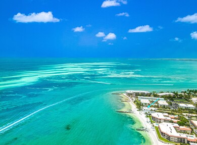 Beach front condo (1)