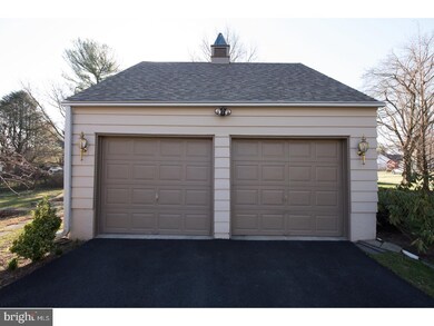 500 E Country Club Ln, Wallingford, PA 19086 - photo 4