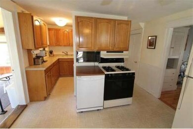 57 Boyce St, Auburn, MA 01501 - photo 6