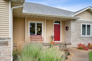 12685 Foxhill Cir N, Hugo, MN 55038 - photo 7