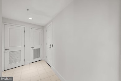 The Odyssey Condominiums unit 813, Arlington, VA 22201 - photo 3