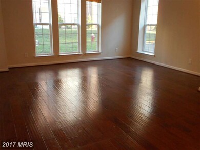 42797 Burrell Square unit END, Ashburn, VA 20147 - photo 5