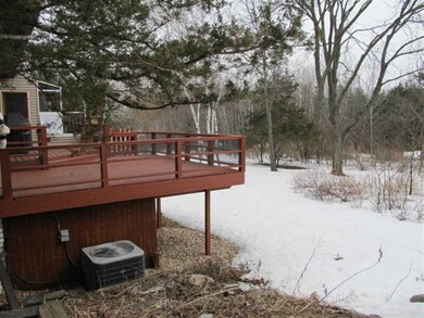 5669 Vineyard Rd, Fitchburg, WI 53575 - photo 3