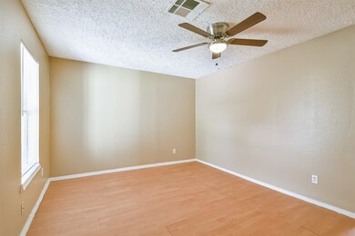 978 Ringold St, Houston, TX 77088 - photo 7