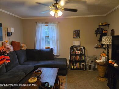 322 Oak St, Dunmore, PA 18512 - photo 6