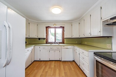 771 E Mountain Rd, Westfield, MA 01085 - photo 7