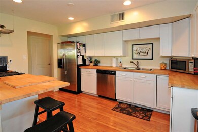 007_Kitchen