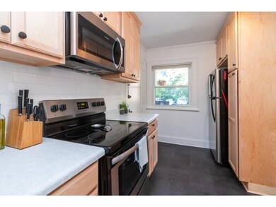 3940 University Ave unit 2, Des Moines, IA 50311 - photo 6