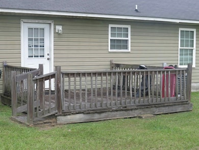 1001 Bluffton Dr, Bainbridge, GA 39817 - photo 2