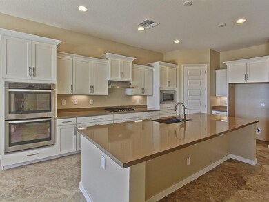 007_Quartz & Bright Shaker Cabinets