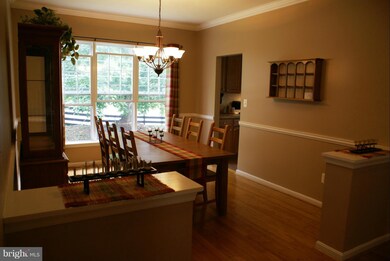 12201 Lanark Ct, Bristow, VA 20136 - photo 4