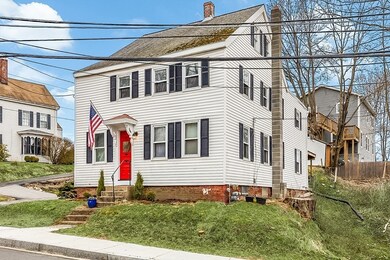 94 Elm St unit B, Amesbury, MA 01913 - photo 2