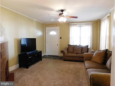 2320 Hoffer Ave, Reading, PA 19605 - photo 4