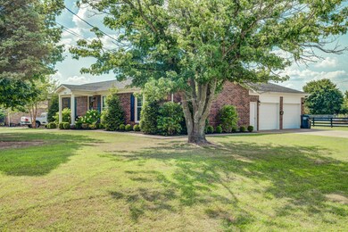 501 Harrison Cir, Mount Washington, KY 40047 - photo 2