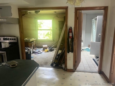 51 N Cliff St, Norwich, CT 06360 - photo 7