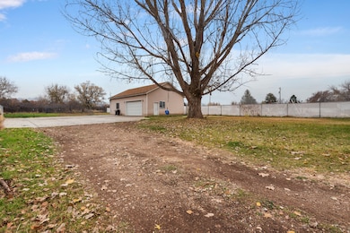 844 N 1000 W, Clearfield, UT 84015 - photo 5