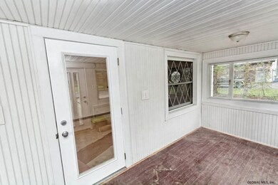 129 N Amherst Ave, Schenectady, NY 12304 - photo 3