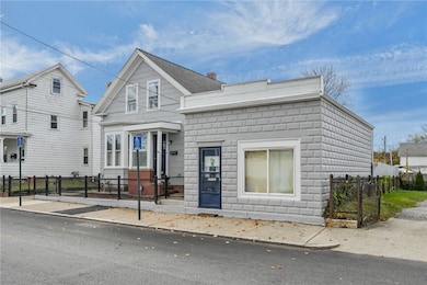 114 Commodore St, Providence, RI 02904 - photo 3