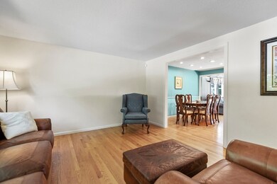 186 Berkeley Ave, Lowell, MA 01852 - photo 6