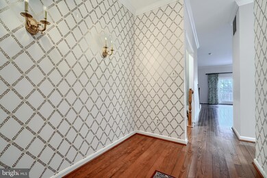 11829 Sherbourne Dr unit 111829, Lutherville Timonium, MD 21093 - photo 3