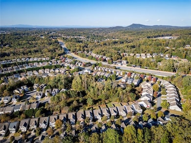 5755 Falls Landing Dr, Cumming, GA 30040 - photo 3