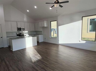 2602 S Fannin Ave unit 2604, Denison, TX 75020 - photo 4