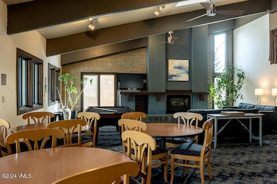 Common Area Dining Room