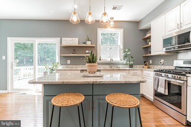 7840 Fern Hill St, Waldorf, MD 20603 - photo 3