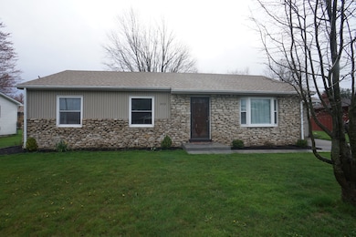 372 Pheasant Run Dr, Batesville, IN 47006 - photo 2
