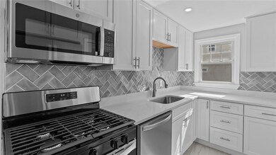 53 Uphill Ave, Warwick, RI 02886 - photo 3