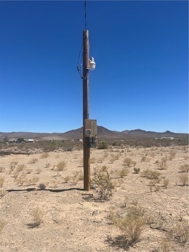 15820 Edgemont Rd, Dolan Springs, AZ 86441 - photo 3