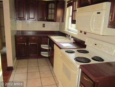 2205 Weber Dr, District Heights, MD 20747 - photo 6