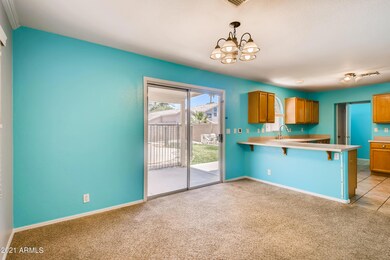09 Dining Room