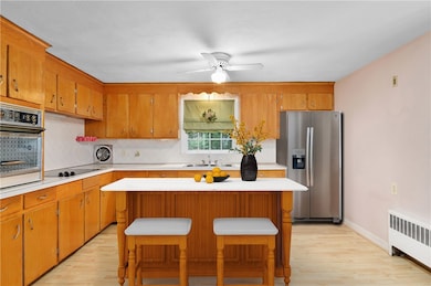 519 Mendon Rd, Woonsocket, RI 02895 - photo 5