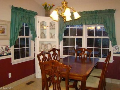 1318 Twin Creek Rd, Asheboro, NC 27205 - photo 5