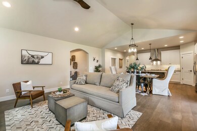 4355 SW Badger Creek Dr, Redmond, OR 97756 - photo 4