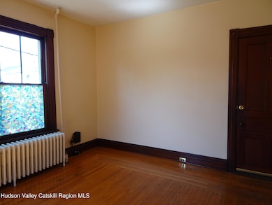 32 - 34 8th St unit 1, Hudson, NY 12534 - photo 5