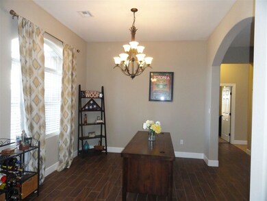 800 Silverado, Alamogordo, NM 88310 - photo 7