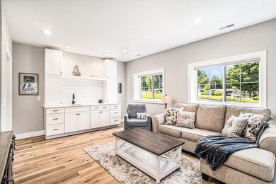 901 Saint Joseph St unit 17, South Haven, MI 49090 - photo 3