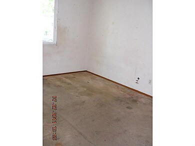 2150 Hampstead Dr, Columbus, OH 43229 - photo 7